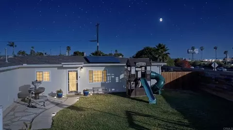 509 Sunset Dr, Oceanside, CA 92058
