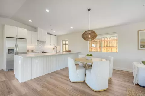 Dining - 1761 Yucca Rd, Oceanside, CA 92054 photo 3 of 3
