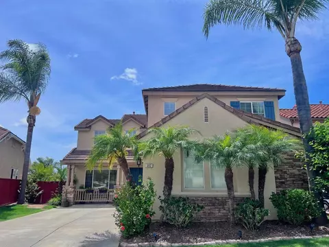 582 Chesterfield Cir, San Marcos, CA 92069