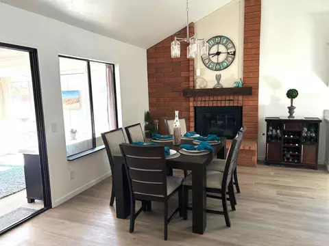 Dining - 3594 Newland Rd, Oceanside, CA 92056 photo 4 of 4