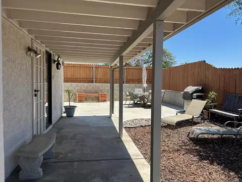 Exterior - 3594 Newland Rd, Oceanside, CA 92056 photo 7 of 11