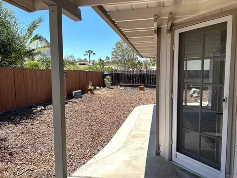 Exterior - 3594 Newland Rd, Oceanside, CA 92056 photo 8 of 11