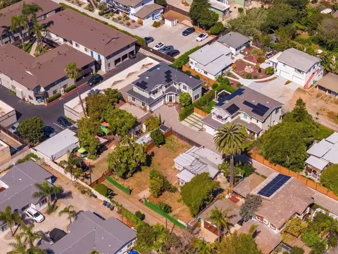 View/Area - 940 Hermes Ave, Encinitas, CA 92024 photo 2 of 5