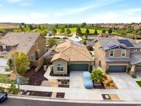 31869 Straw Lily Dr, Murrieta, CA 92563