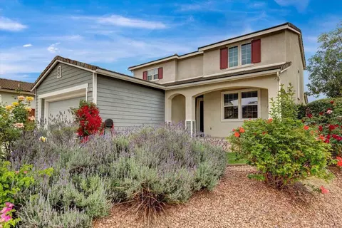 5173 Bluegrass Way, Oceanside, CA 92057