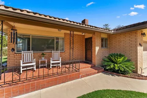 Exterior - 635 Pine Tree Ln, Vista, CA 92081 photo 4 of 9
