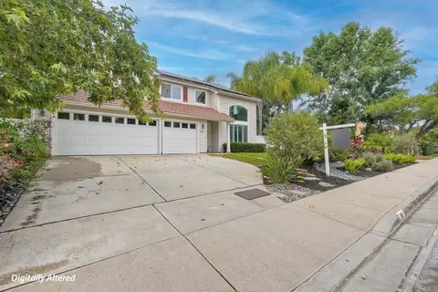 110 Brava Pl, Escondido, CA 92026
