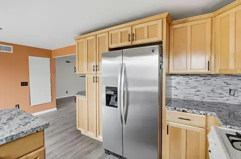 Kitchen - 8549 De Vos Dr, Santee, CA 92071 photo 3 of 6