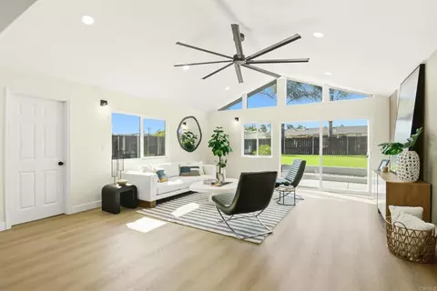 Living - 9422 Pike Rd, Santee, CA 92071 photo 5 of 6
