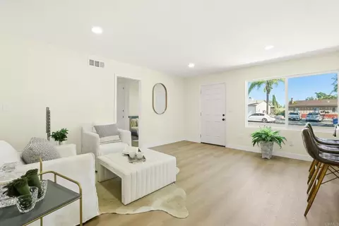 Living - 9422 Pike Rd, Santee, CA 92071 photo 3 of 6