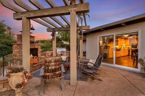 Exterior - 560 Rancho Camino, Fallbrook, CA 92028 photo 10 of 22