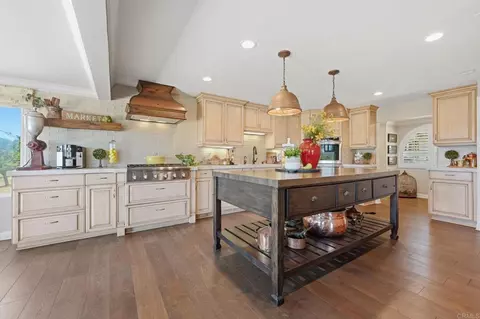 Kitchen - 560 Rancho Camino, Fallbrook, CA 92028 photo 1 of 6
