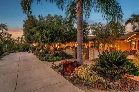 Exterior - 560 Rancho Camino, Fallbrook, CA 92028 photo 2 of 22