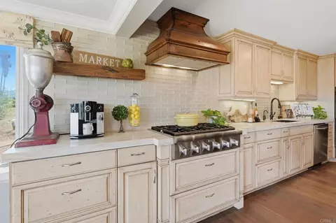 Kitchen - 560 Rancho Camino, Fallbrook, CA 92028 photo 2 of 6