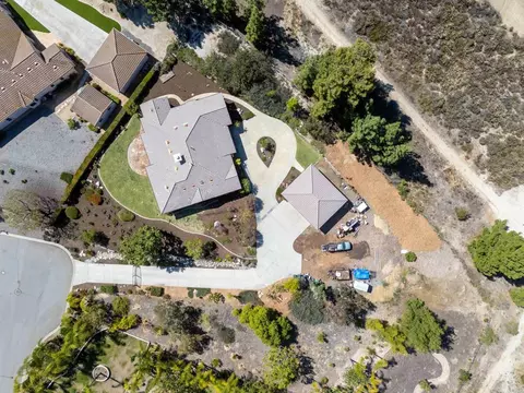 View/Area - 3506 Lancewood Way, Fallbrook, CA 92028 photo 3 of 7