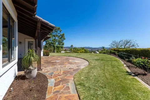 Exterior - 3506 Lancewood Way, Fallbrook, CA 92028 photo 3 of 8