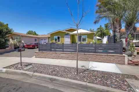 Exterior - 167 Avenida Del Gado, Oceanside, CA 92057 photo 2 of 8
