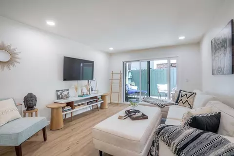 4647 Pico St #100, San Diego, CA 92109