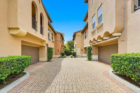 2669 Piantino Cir, San Diego, CA 92108