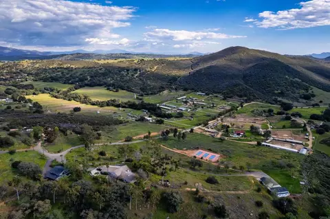 26086 Bear Valley Heights Rd, Escondido, CA 92027