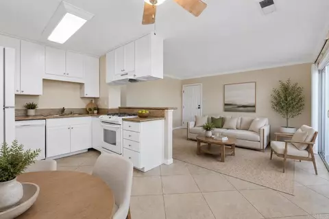 101 S Spruce St #231, Escondido, CA 92025