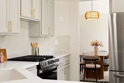 Kitchen - 1361 Hodges Rd, Oceanside, CA 92056 photo 4 of 6