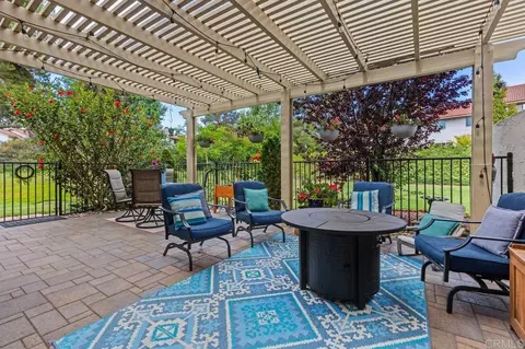 6551 Calle Valperizo, Carlsbad, CA 92009