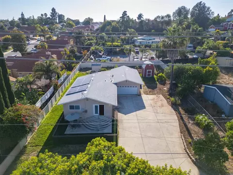 View/Area - 177 Barhaven Ln, Fallbrook, CA 92028 photo 3 of 6
