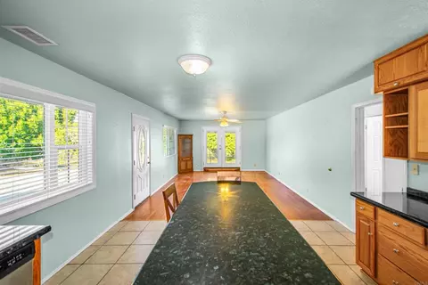 Living - 177 Barhaven Ln, Fallbrook, CA 92028 photo 1 of 3