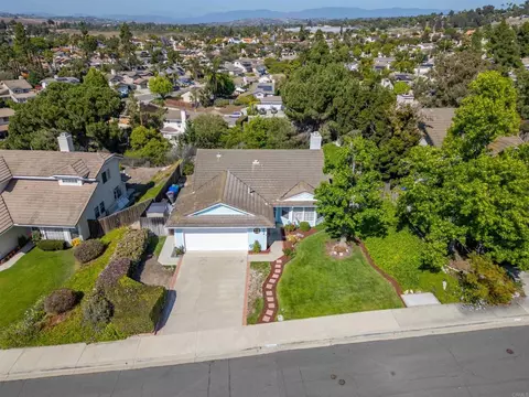 View/Area - 5253 Champlain St, Oceanside, CA 92056 photo 5 of 6