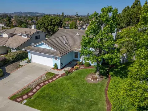 5253 Champlain St, Oceanside, CA 92056