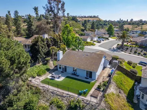 View/Area - 5253 Champlain St, Oceanside, CA 92056 photo 3 of 6