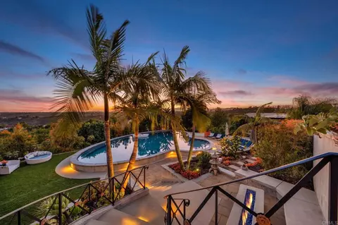 Exterior - 4248 Citrus Dr, Fallbrook, CA 92028 photo 11 of 17