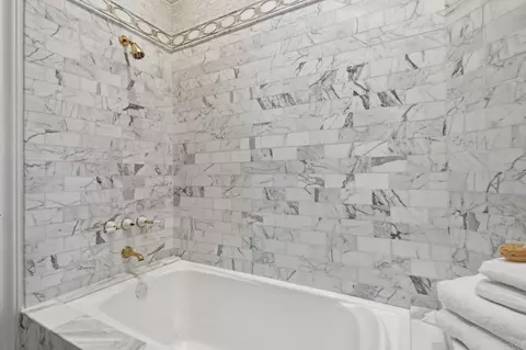 Bath - 4248 Citrus Dr, Fallbrook, CA 92028 photo 9 of 9