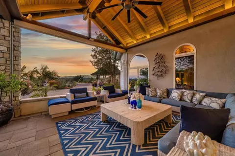 Exterior - 4248 Citrus Dr, Fallbrook, CA 92028 photo 8 of 17