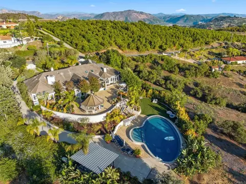 View/Area - 4248 Citrus Dr, Fallbrook, CA 92028 photo 2 of 2