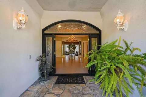 Entry Way - 4248 Citrus Dr, Fallbrook, CA 92028 photo 1 of 6