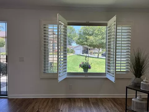 1052 Plover Way, Oceanside, CA 92057