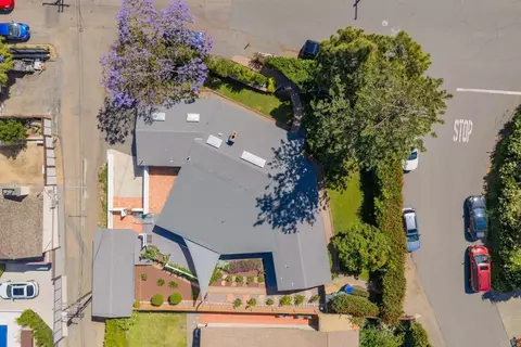 View/Area - 386 13th St, Del Mar, CA 92014 photo 3 of 4