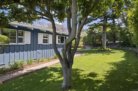 Exterior - 386 13th St, Del Mar, CA 92014 photo 3 of 5