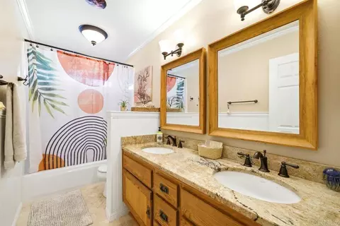 Bath - 5138 Palmera Dr, Oceanside, CA 92056 photo 2 of 2