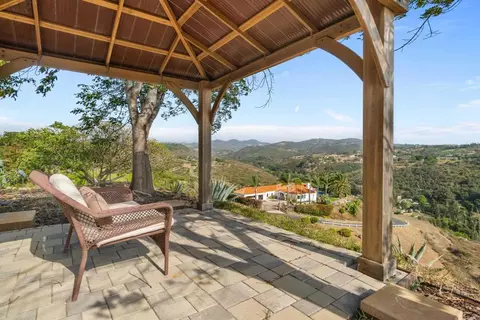 Exterior - 30419 Canyon Ests, Vista, CA 92084 photo 22 of 25