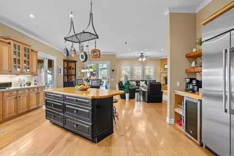 Kitchen - 30419 Canyon Ests, Vista, CA 92084 photo 1 of 4