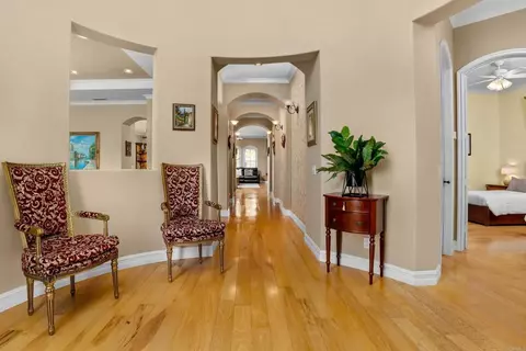 Entry Way - 30419 Canyon Ests, Vista, CA 92084 photo 4 of 6