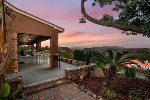 Exterior - 30419 Canyon Ests, Vista, CA 92084 photo 25 of 25
