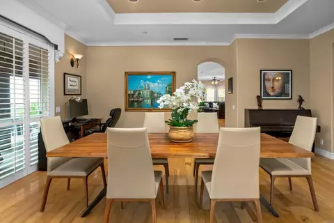 Dining - 30419 Canyon Ests, Vista, CA 92084 photo 2 of 5