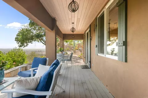 Exterior - 30419 Canyon Ests, Vista, CA 92084 photo 16 of 25