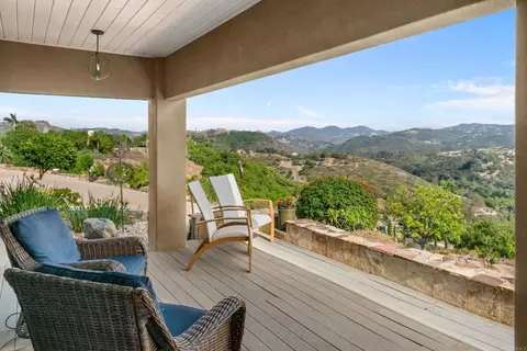 Exterior - 30419 Canyon Ests, Vista, CA 92084 photo 13 of 25