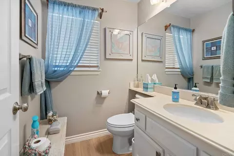 Bath - 4819 Pastel Ct, Oceanside, CA 92057 photo 1 of 4