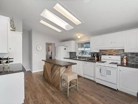 444 N El Camino Real Pkwy #SPC 64, Encinitas, CA 92024